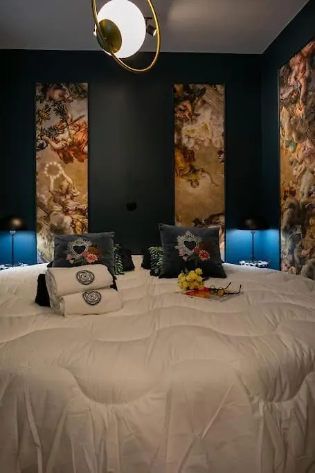Daire Sublimappartlamarquisepariscenter2bathr Paris